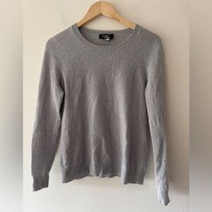 Lord & Taylor Gray 100%‎ Cashmere Sweater